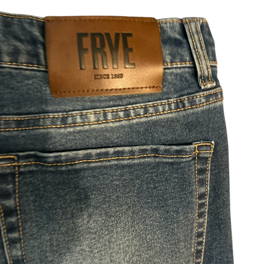 Frye women’s Stonewash Straight Leg Jeans Blue Size 10 Inseam 28 - Picture 9 of 11